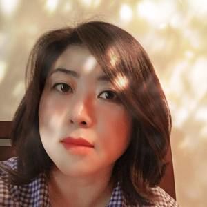 Meet your Posher, Myongju